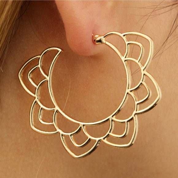 Boho Indie Floral Layered Hoop Gold/Silver Earring - Picture 3 of 7